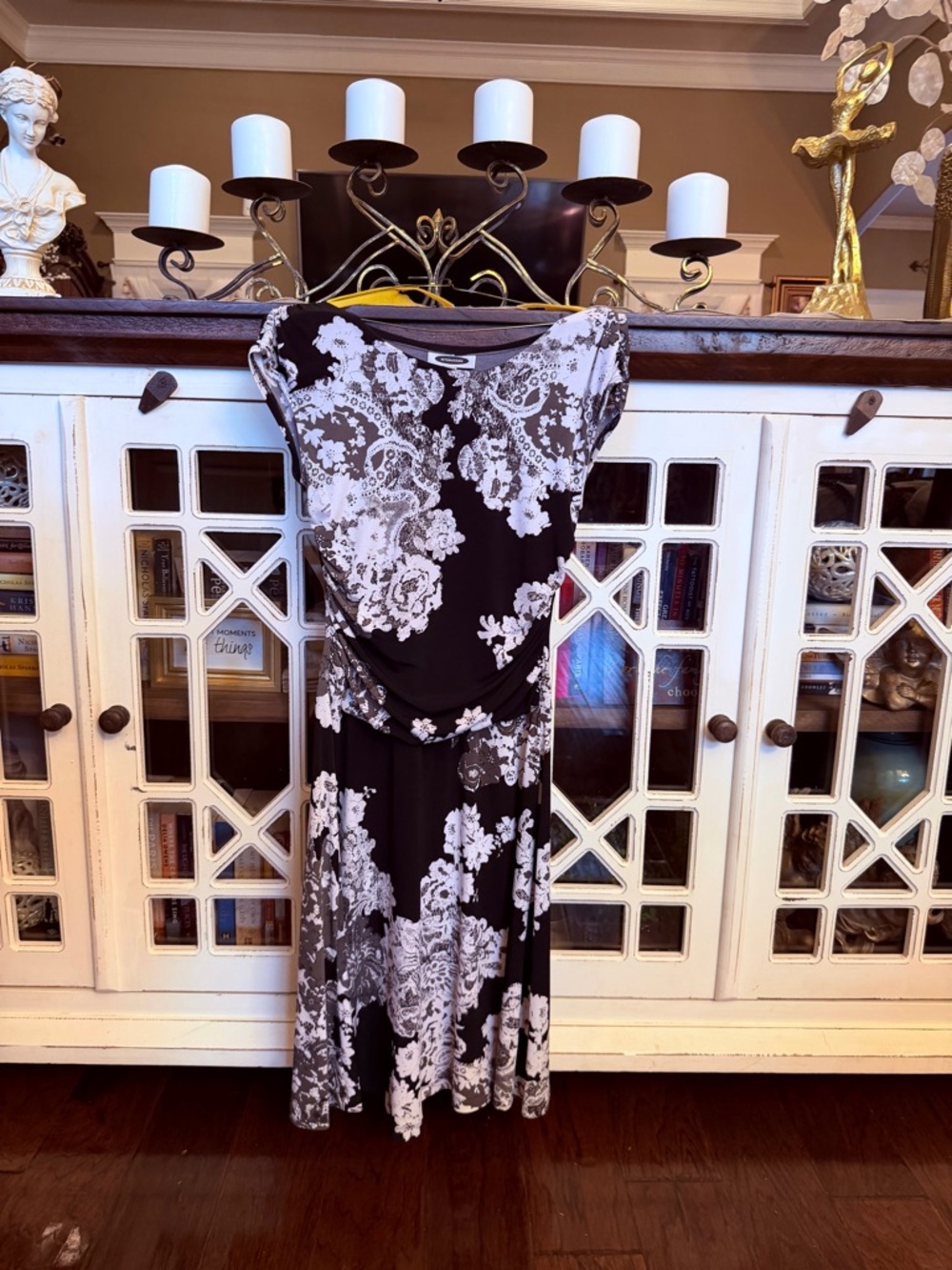 Black & White Floral Women’s Dress